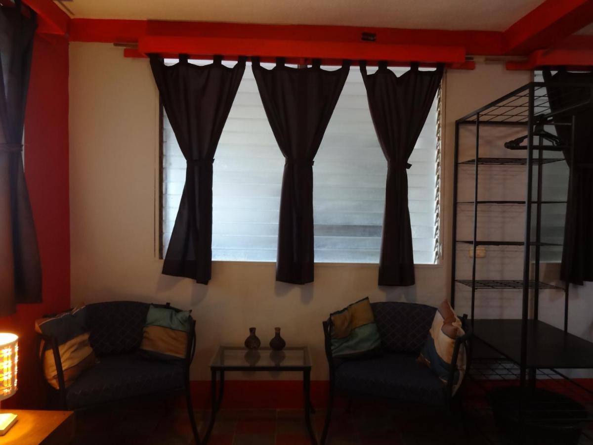 Hostal Harvest House León المظهر الخارجي الصورة