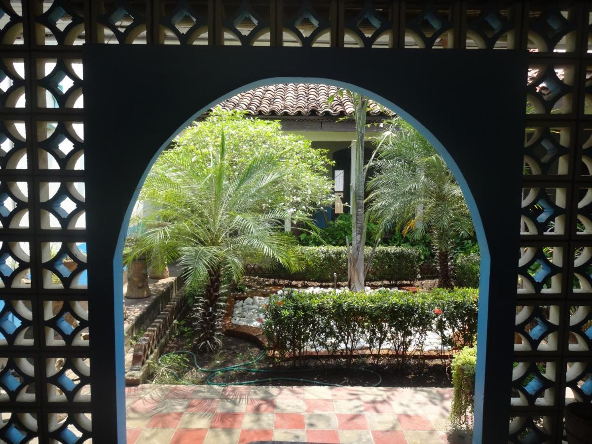 Hostal Harvest House León المظهر الخارجي الصورة